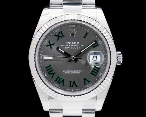 rolex green roman numerals.